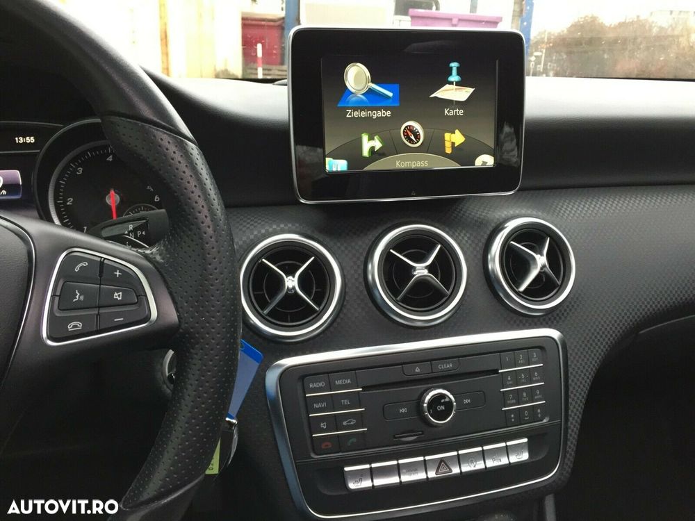 Mercedes-Benz A 200 d 4Matic 7G-DCT AMG Line - 10