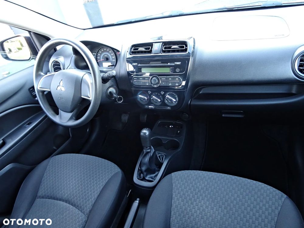 Mitsubishi Space Star - 8