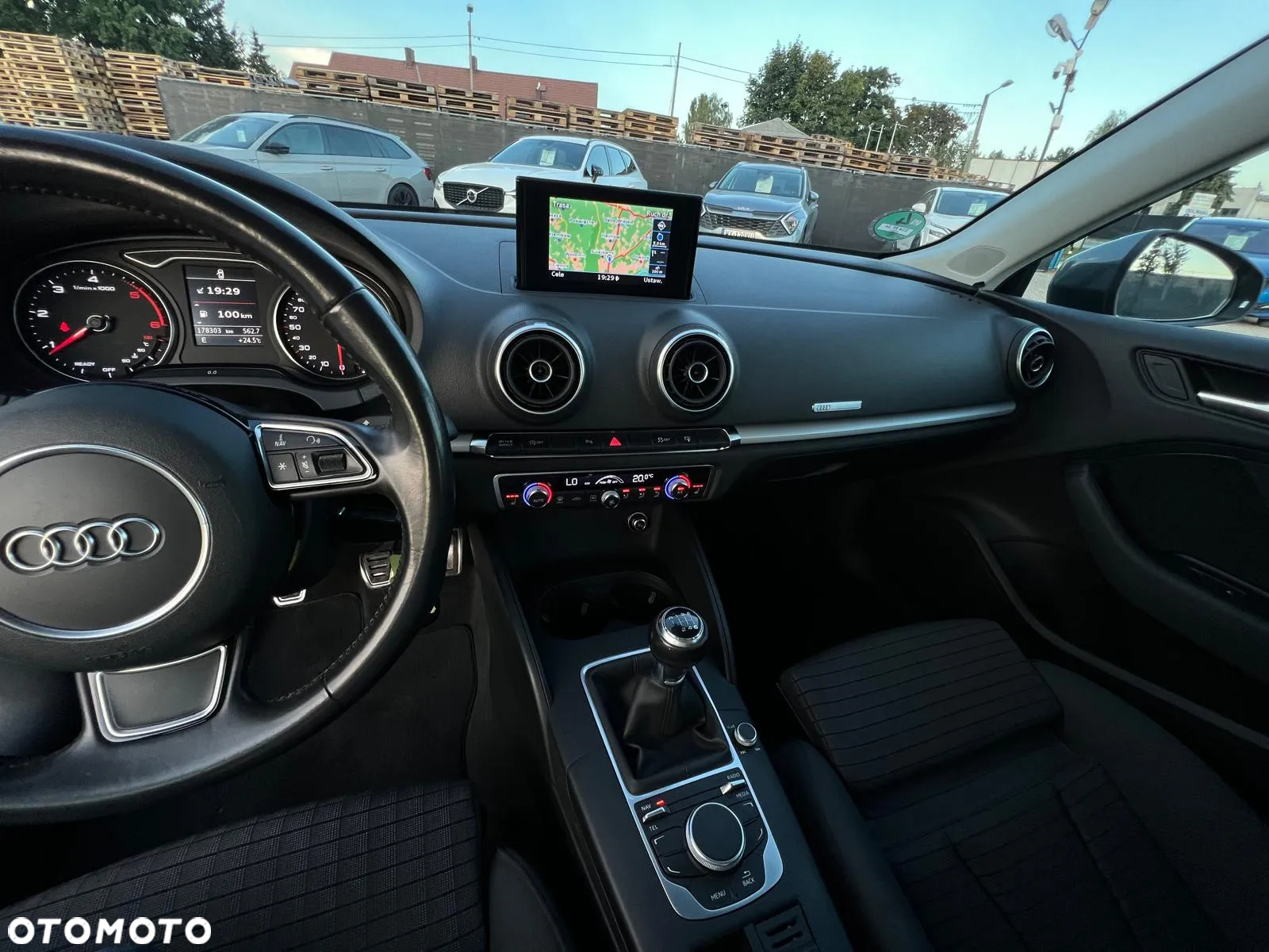 Audi A3 2.0 TDI Ambiente - 30