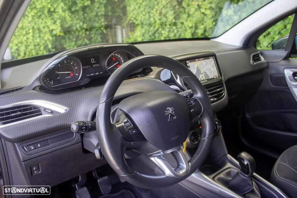Peugeot 2008 1.6 BlueHDi Style - 12