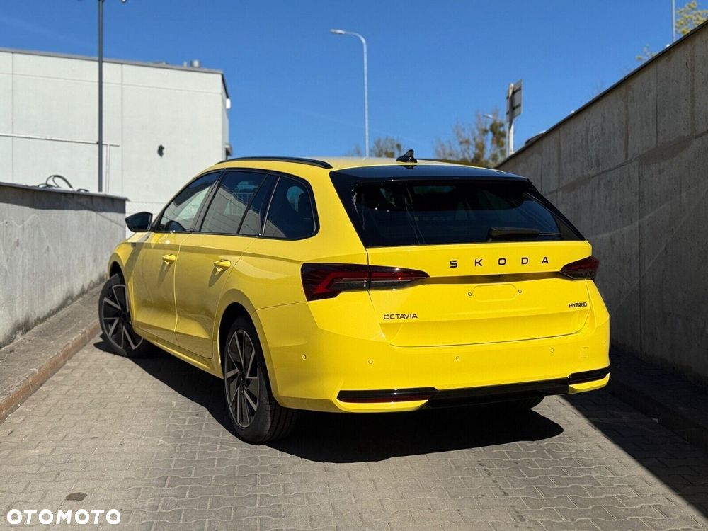 Skoda Octavia 1.5 TSI mHEV Sportline DSG - 6