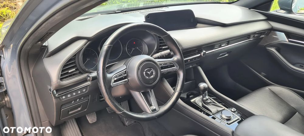 Mazda 3 2.0 mHEV Hikari - 12