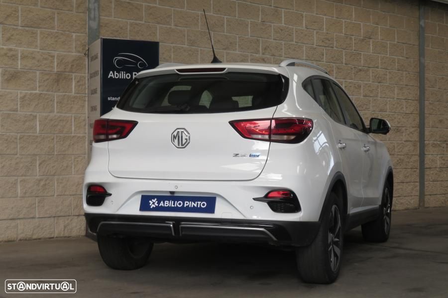MG ZS EV 72.6 kWh Luxury - 28