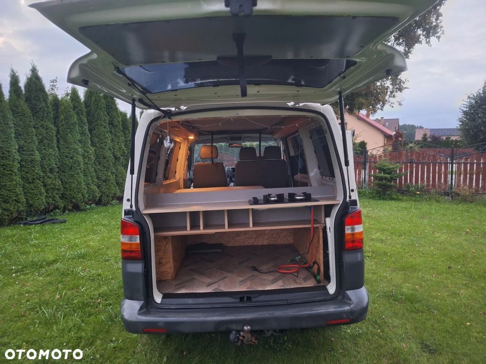 Volkswagen Transporter - 22
