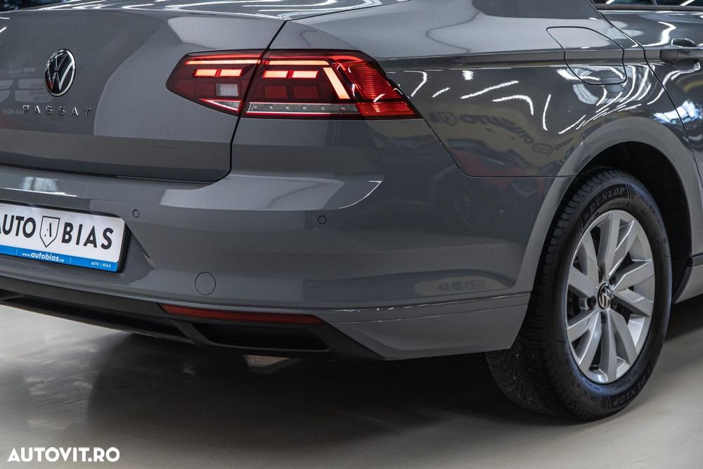 Volkswagen Passat 2.0 TDI DSG Comfortline - 36