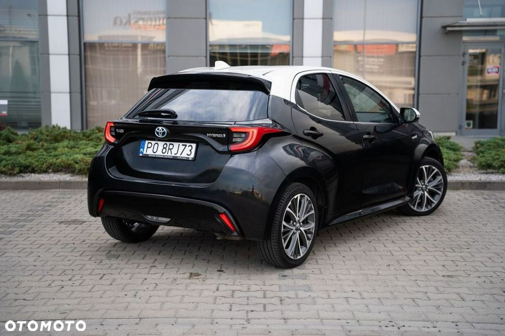 Toyota Yaris Hybrid 1.5 Selection Elegant - 3