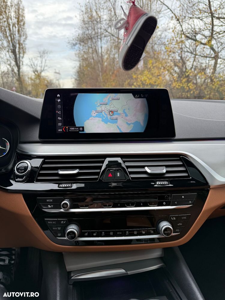 BMW Seria 5 520d EfficientDynamics Edition AT - 14