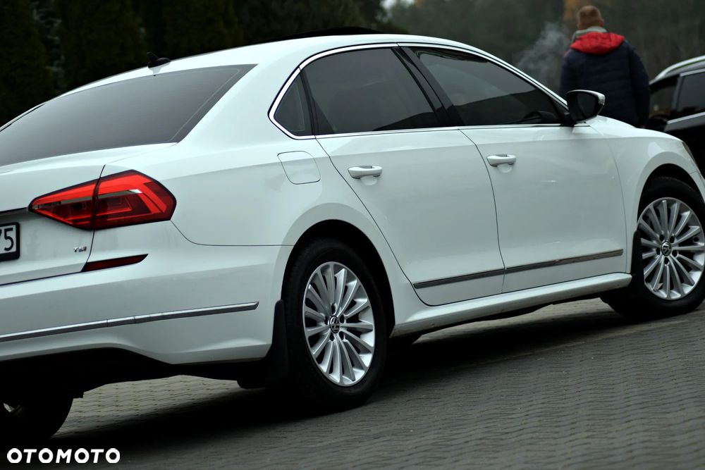 Volkswagen Passat - 19