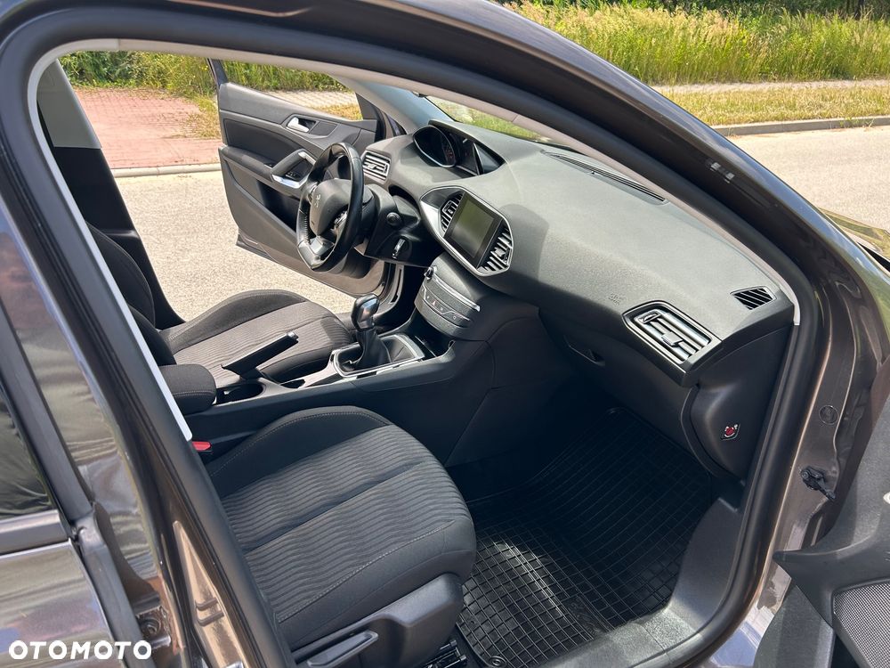Peugeot 308 - 14