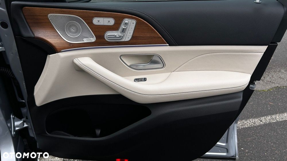 Mercedes-Benz GLS 450 d mHEV 4-Matic AMG Line - 23