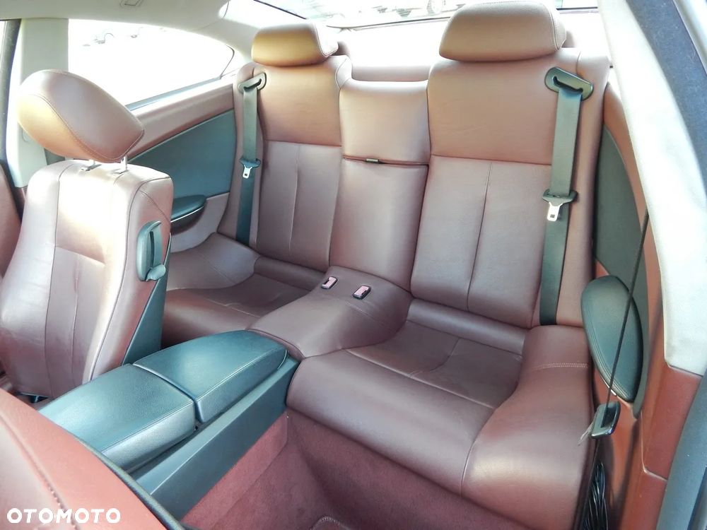 BMW Seria 6 630 i - 12