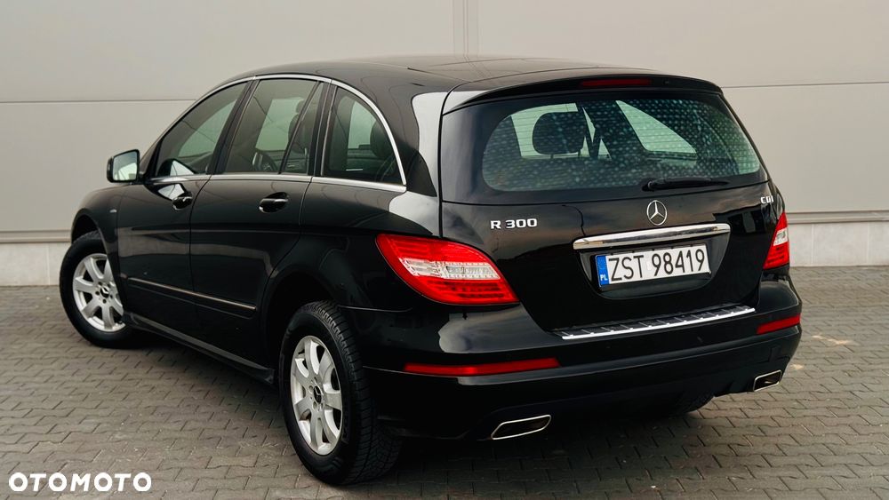 Mercedes-Benz Klasa R 300 CDI 7G-TRONIC DPF BlueEFFICIENCY Grand Edition - 21