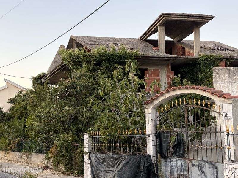 Moradia por acabar, Quinta da Queimada - Grande imagem: 5/8