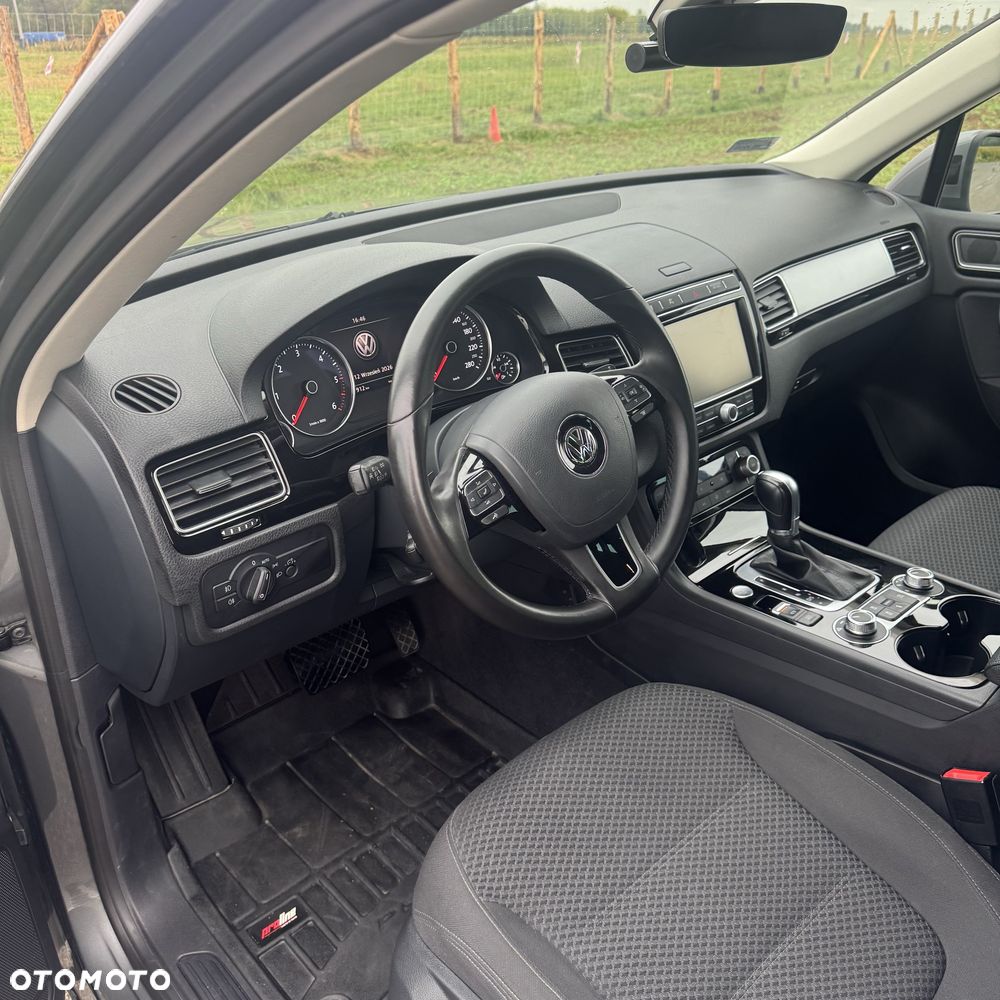 Volkswagen Touareg - 5