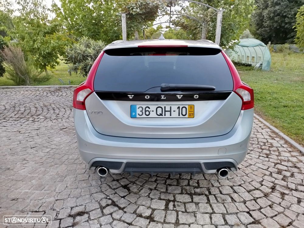 Volvo V60 1.6 D2 R-Design - 8