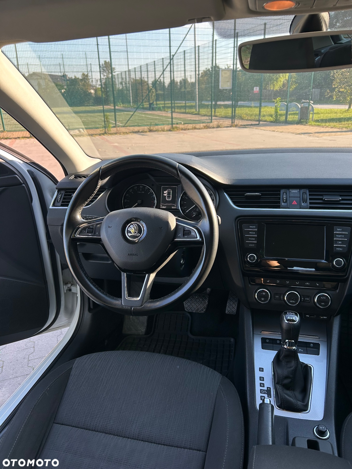 Skoda Octavia 2.0 TDI 4x4 Edition DSG - 6