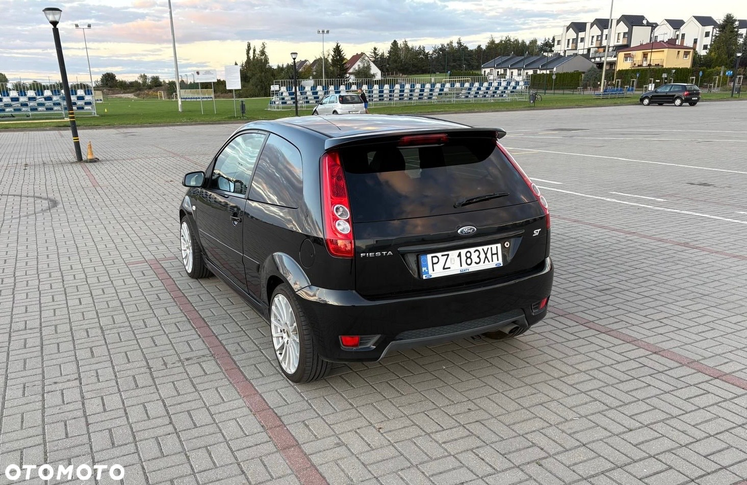Ford Fiesta 2.0 ST - 7