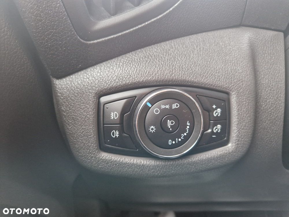 Ford Transit connect - 11