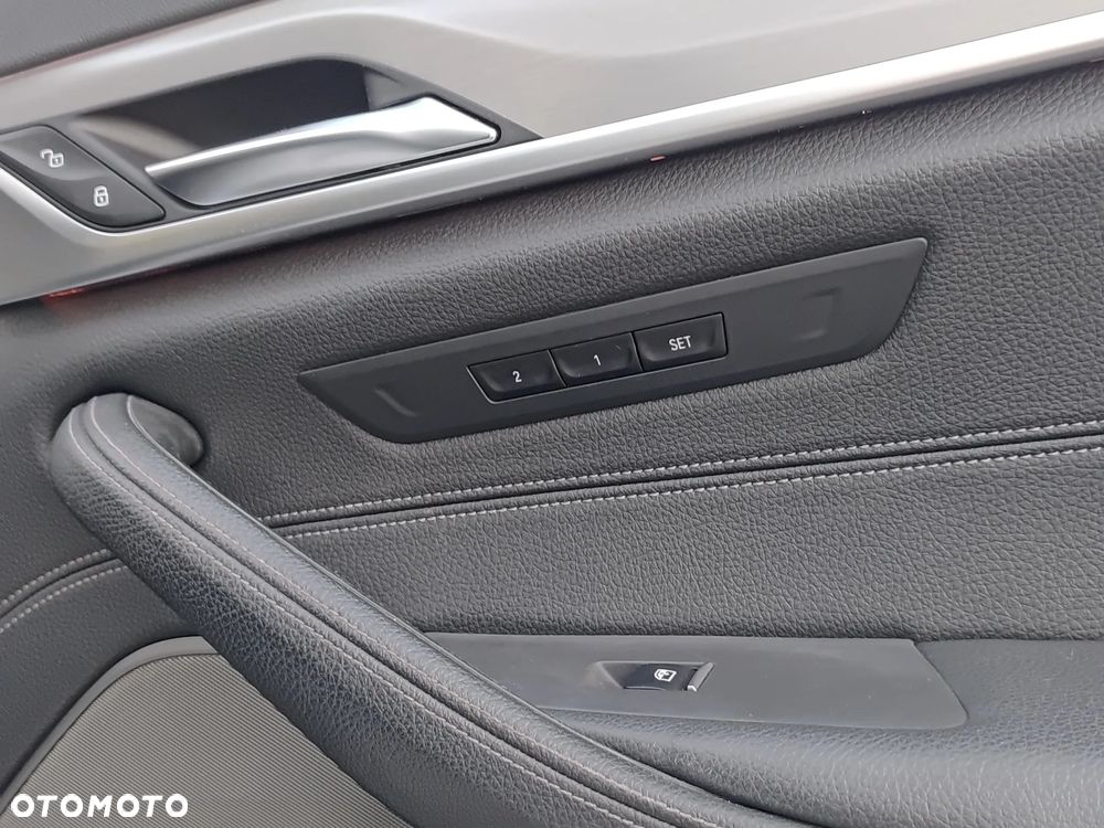BMW Seria 5 520d Sport Line sport - 28