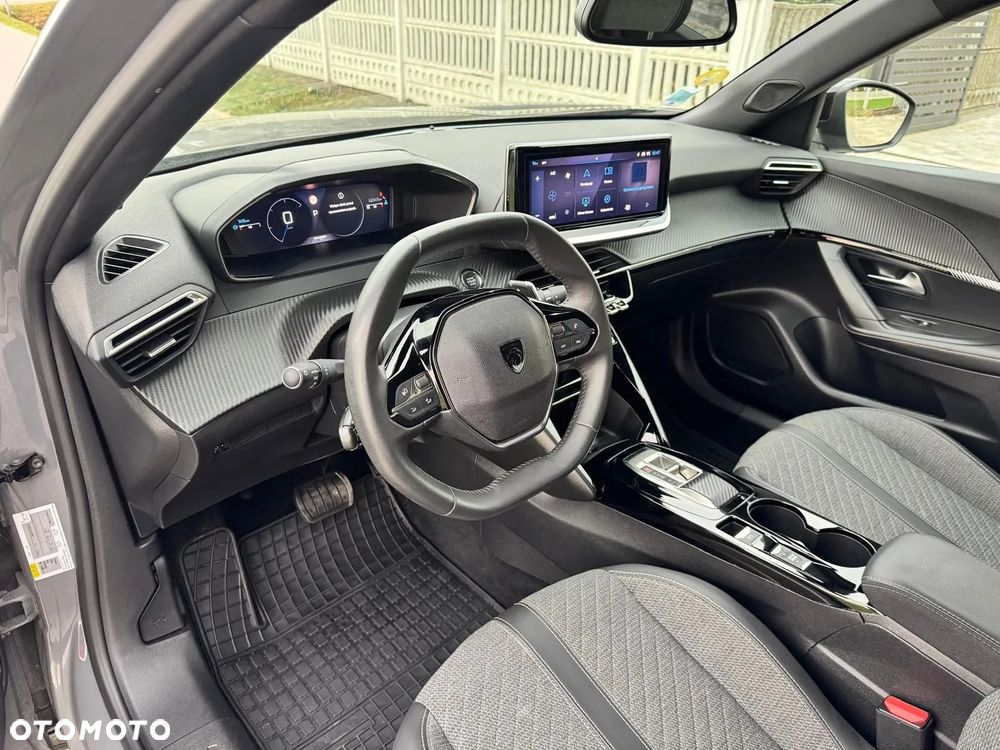 Peugeot 2008 BlueHDi 130 EAT8 Allure - 13