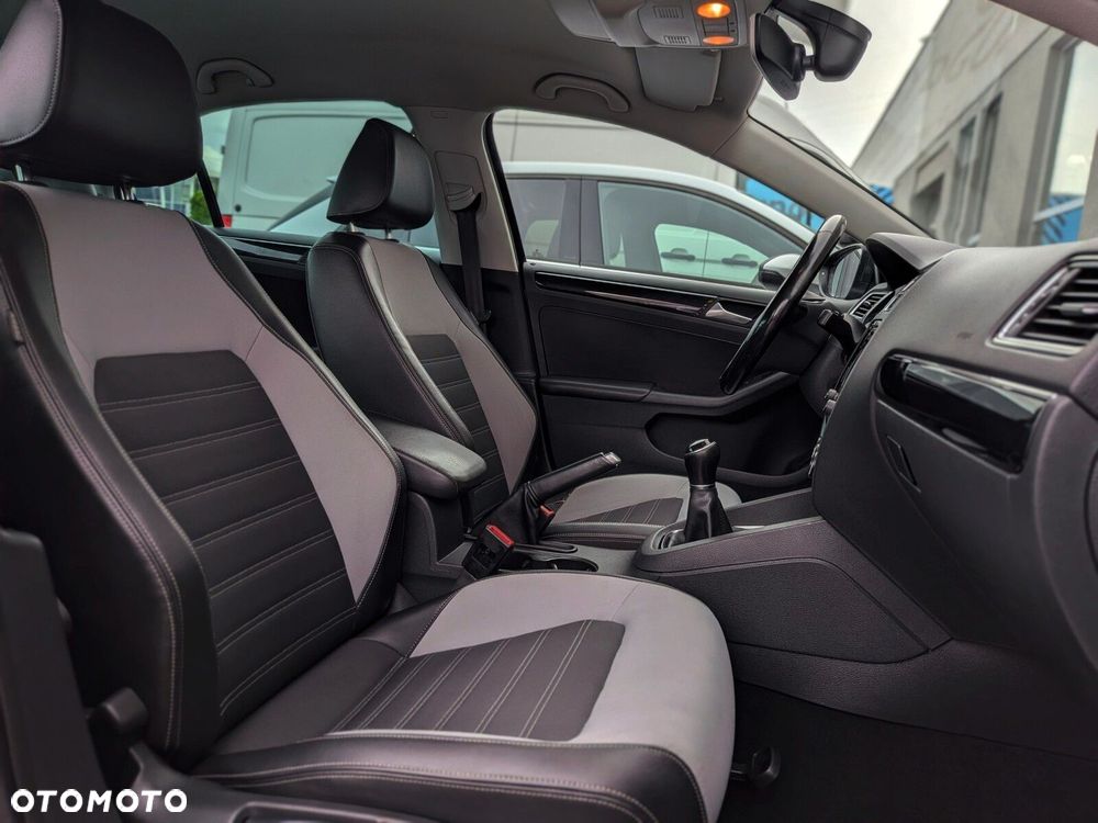 Volkswagen Jetta 1.4 TSI BMT Highline - 11