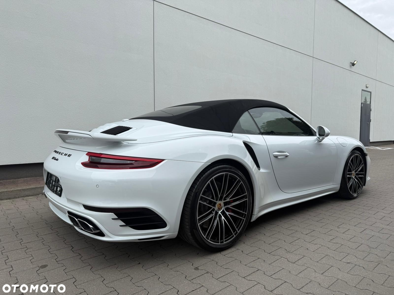 Porsche 911 - 21