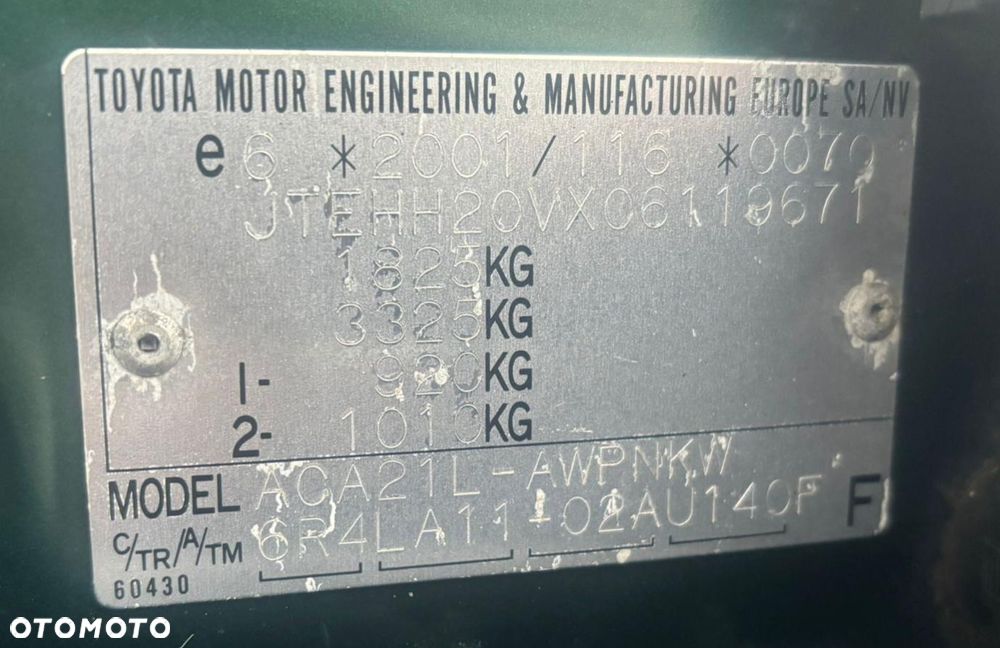 Toyota RAV4 2.0 VVT-i 4x4 - 39