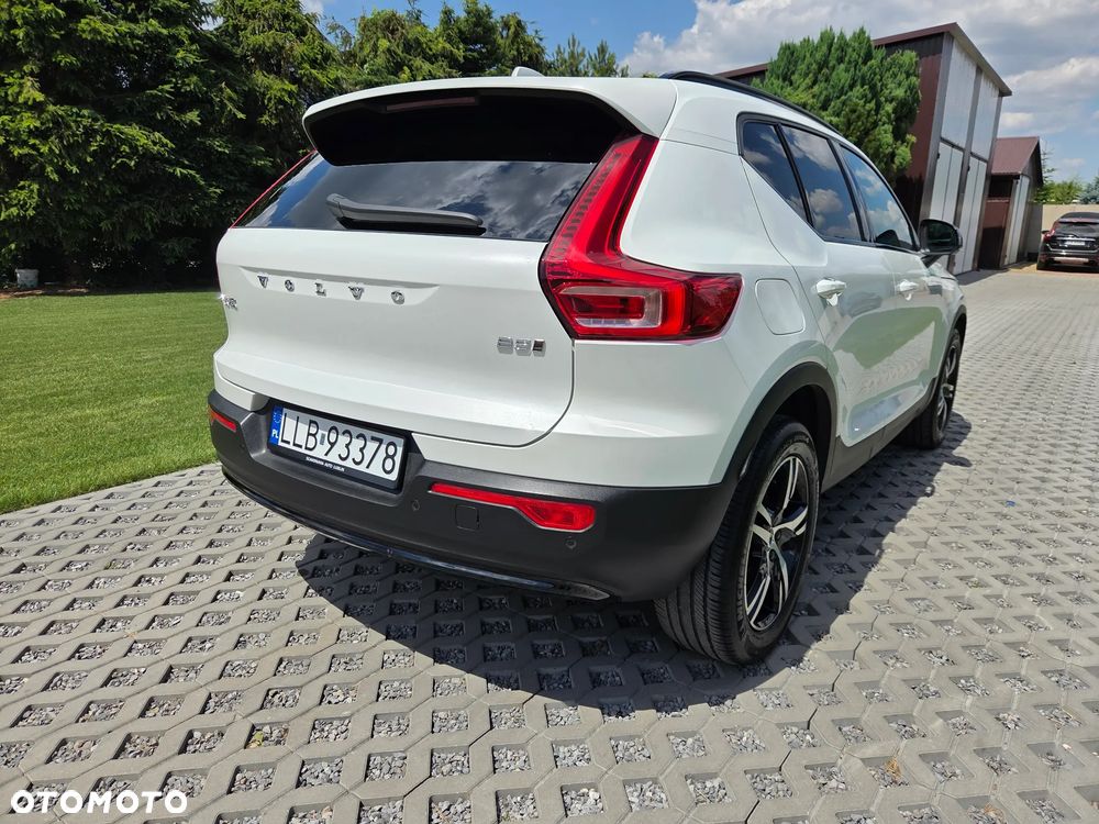 Volvo XC 40 B5 AWD Ultimate Dark - 7
