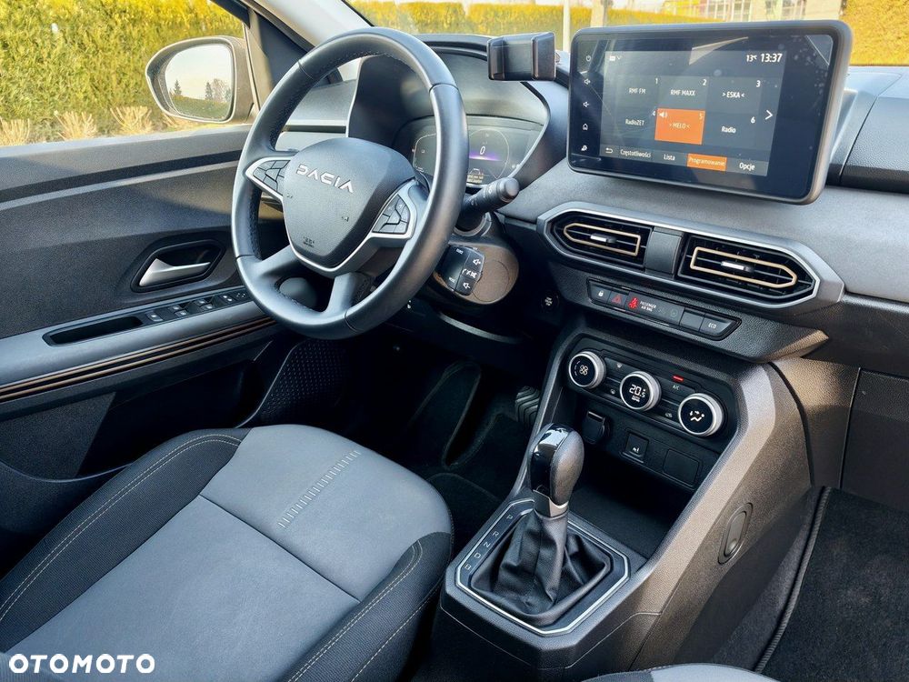 Dacia Jogger 1.6 Full Hybrid 140 Extreme MMT - 10