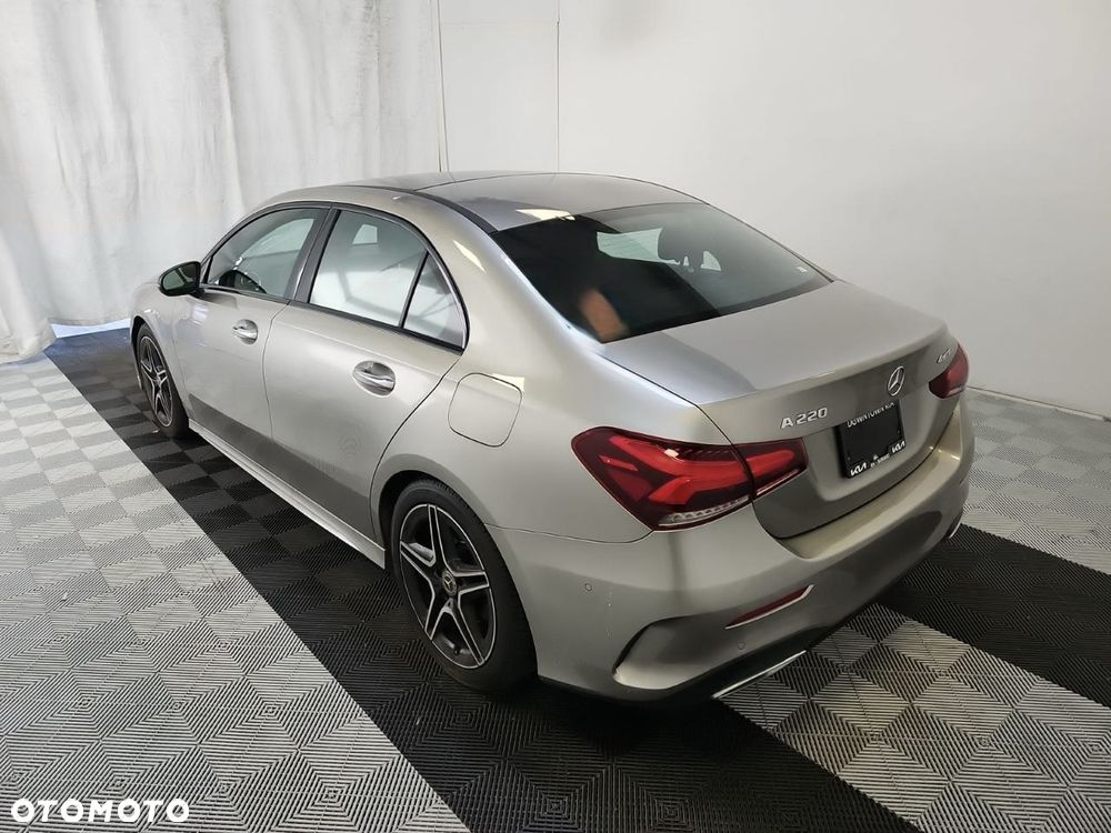 Mercedes-Benz Klasa A 220 4Matic 7G-DCT AMG Line - 5