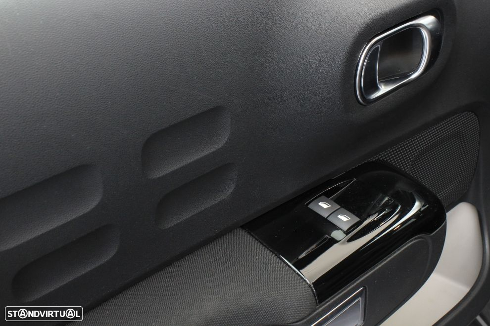 Citroën C3 1.2 PureTech Max - 23