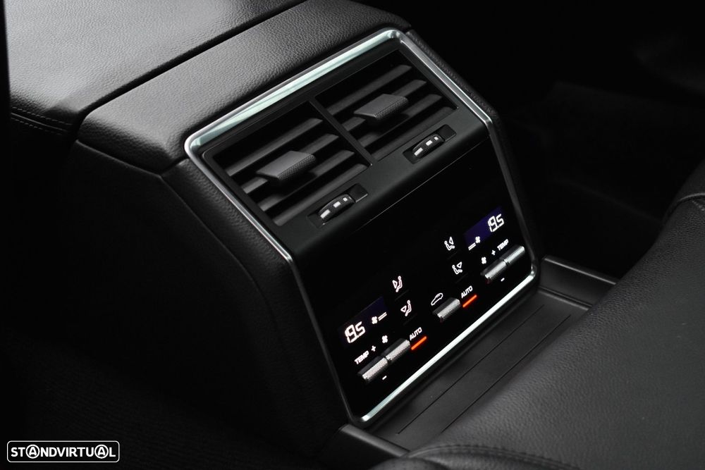 Porsche Panamera Sport Turismo - 58