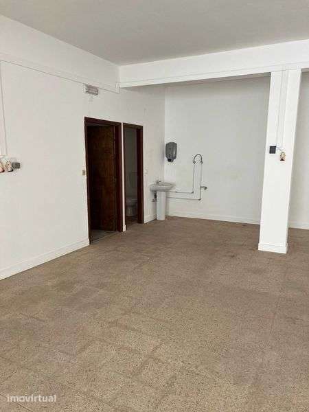 Espaço 135m2 no centro de Caldas da Rainha - Grande imagem: 5/5