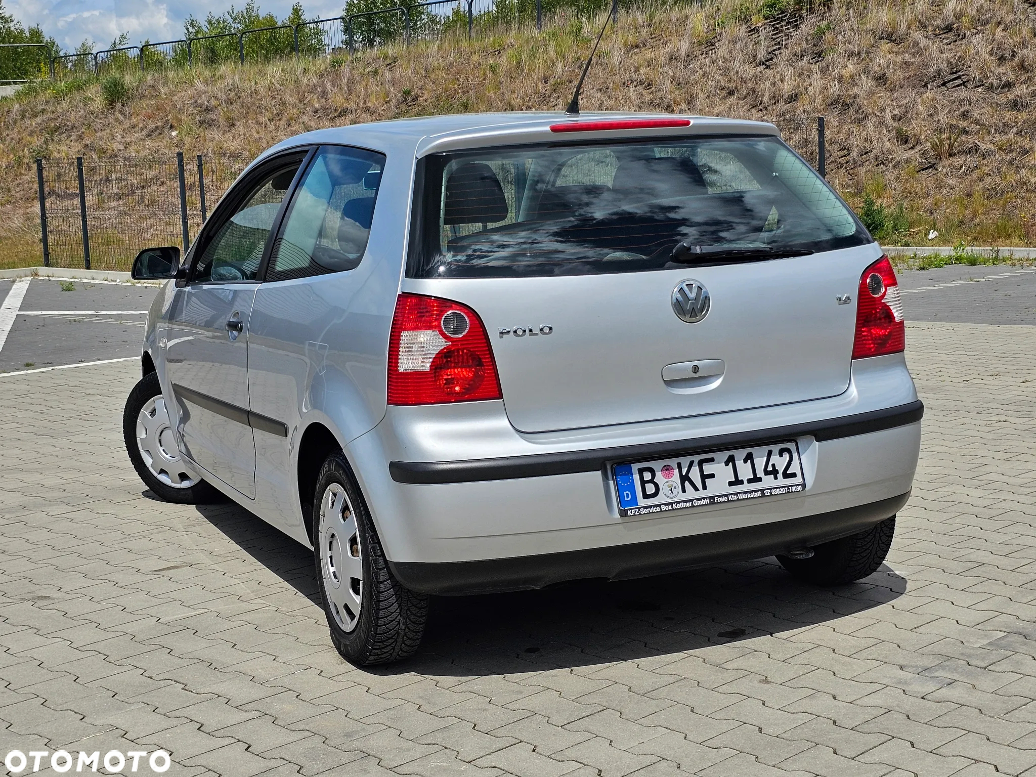 Volkswagen Polo 1.4 16V Basis - 7