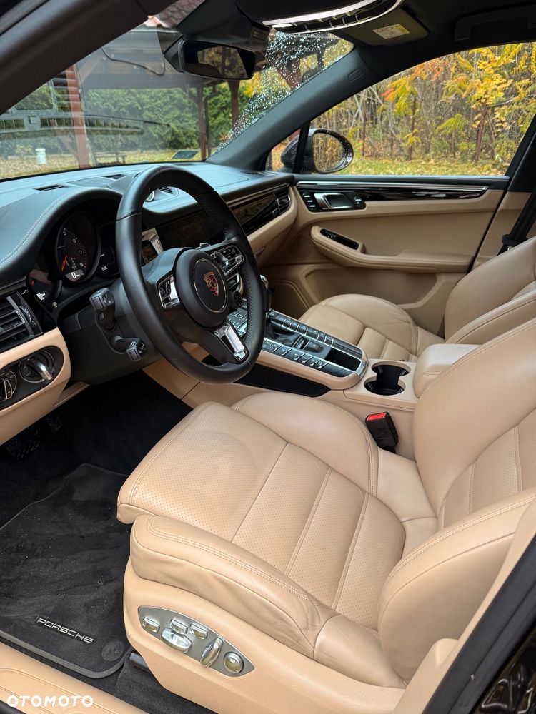 Porsche Macan Standard - 17