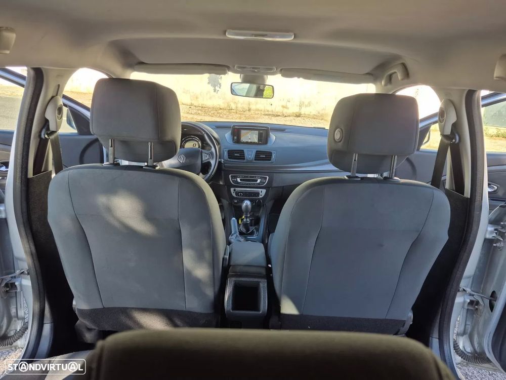 Renault Mégane Sport Tourer 1.5 dCi Limited SS - 14