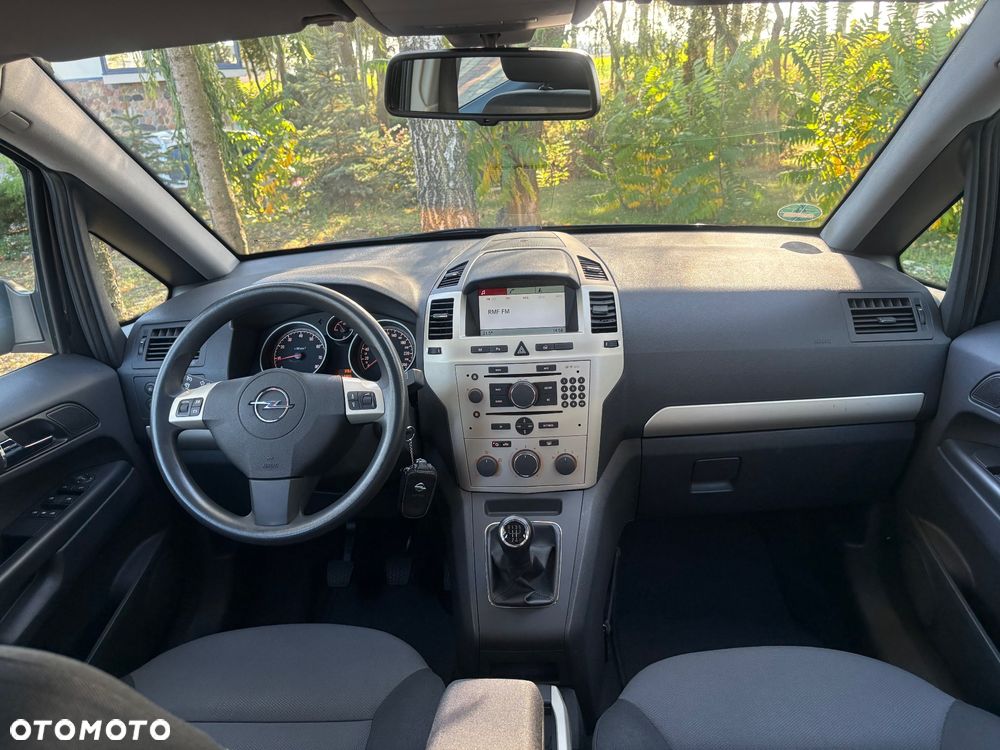 Opel Zafira 1.8 Easytronic Sport - 33