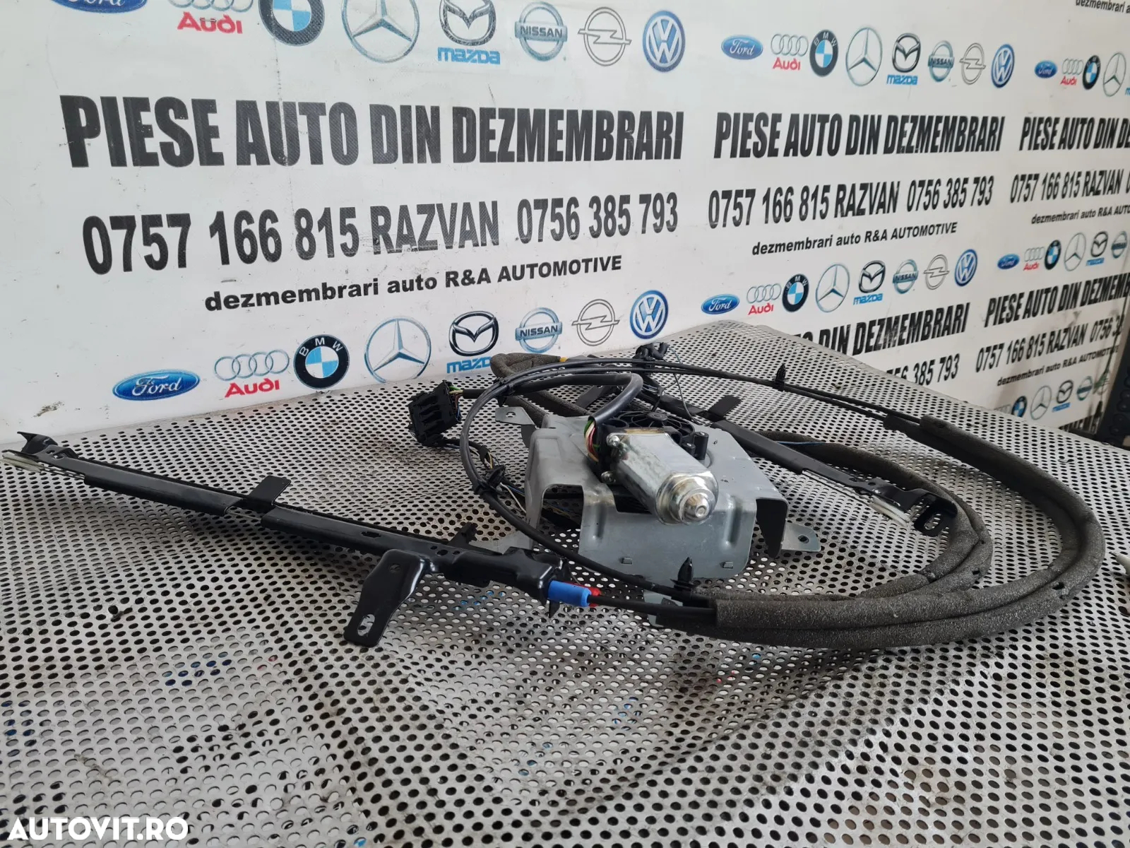 Motoras Macara Mecanism Trapa Electrica Mini Countryman F60 Dupa 2017 - Dezmembrez Mini Countryman - 3