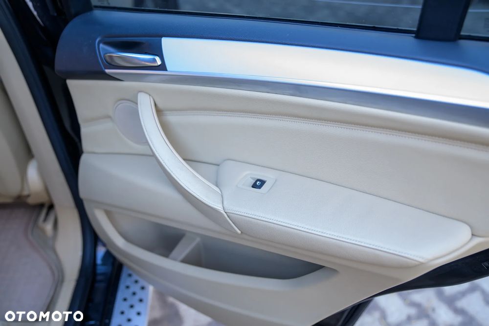 BMW X5 - 22