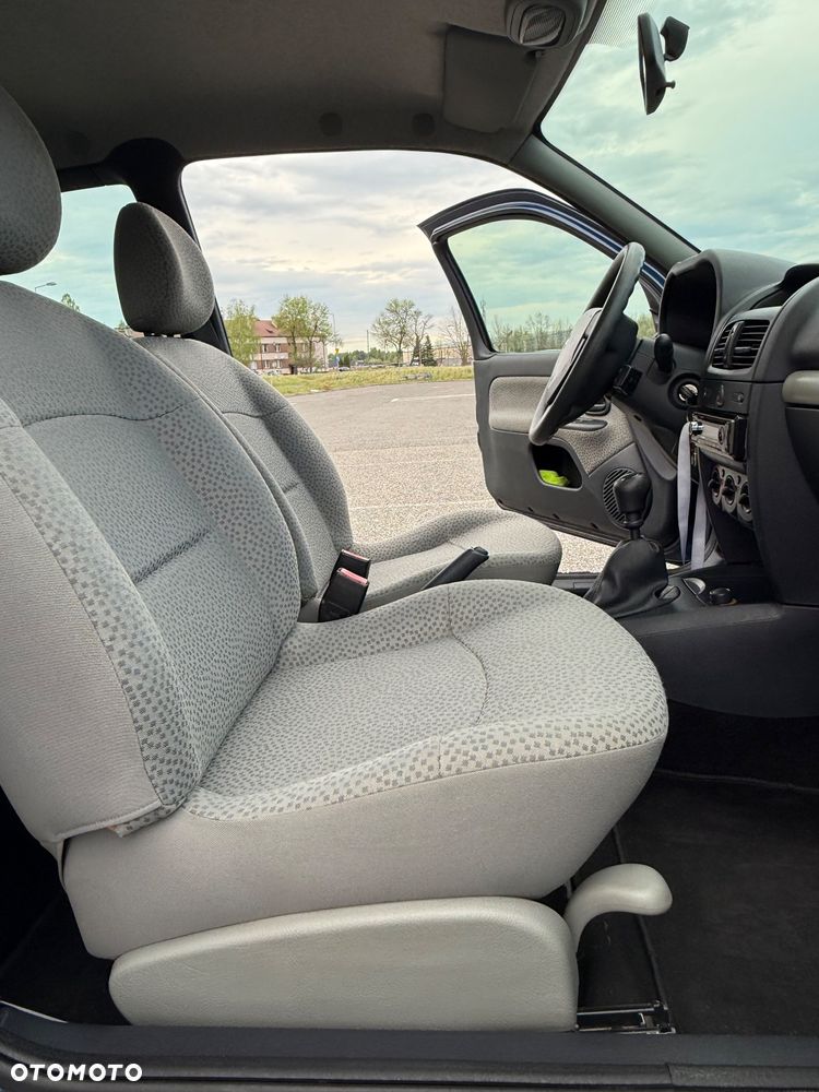 Renault Clio 1.2 Campus Authentique - 13