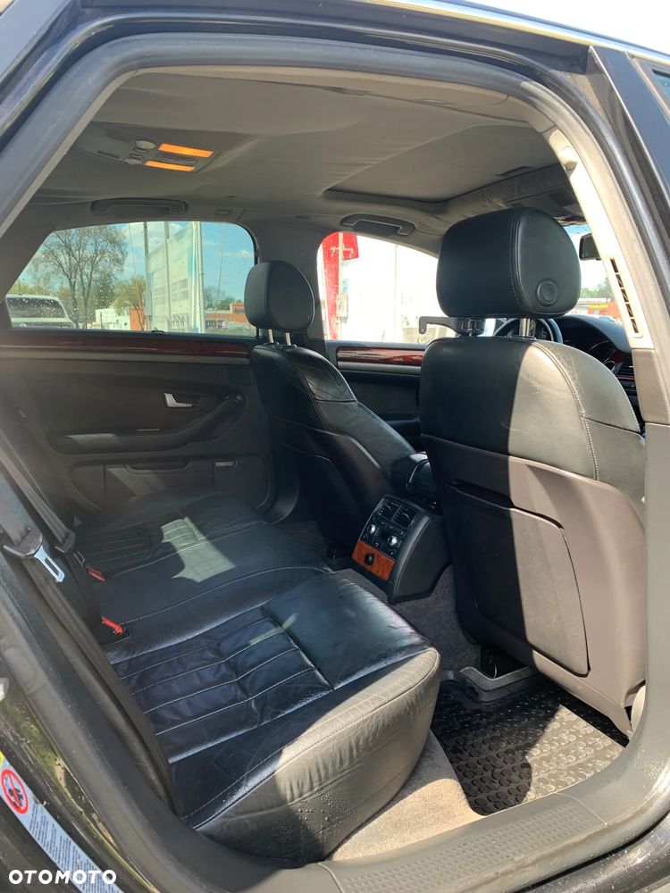 Audi A8 3.7 Quattro - 8
