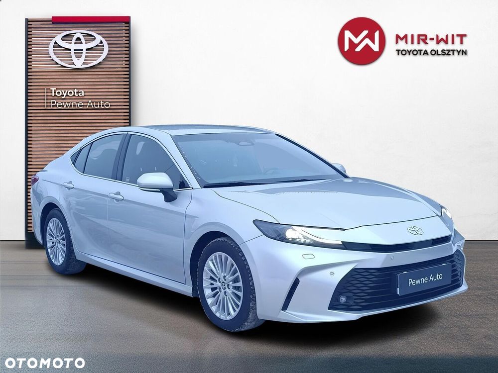 Toyota Camry - 3