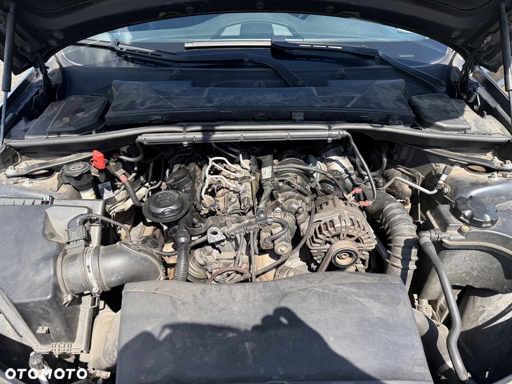 BMW Seria 3 320d - 16