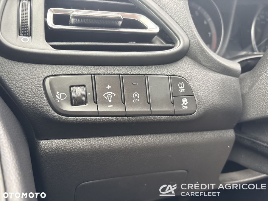 Hyundai i30 1.5 T-GDI 48V Smart - 24