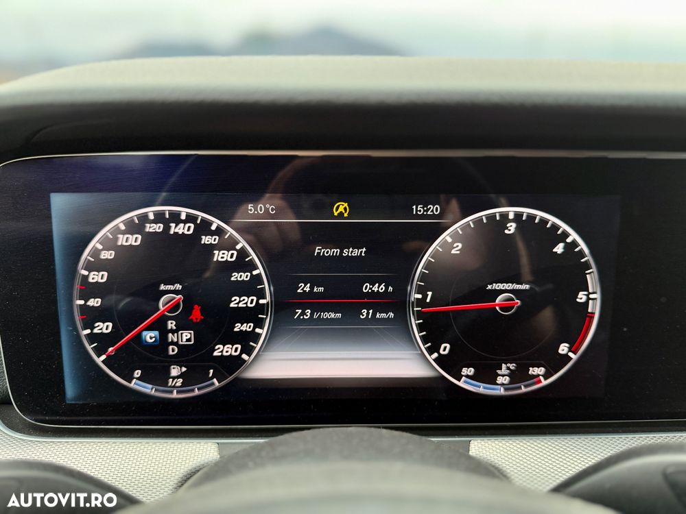 Mercedes-Benz E 220 d 9G-TRONIC - 11