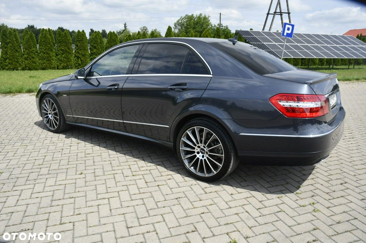 Mercedes-Benz Klasa E - 14