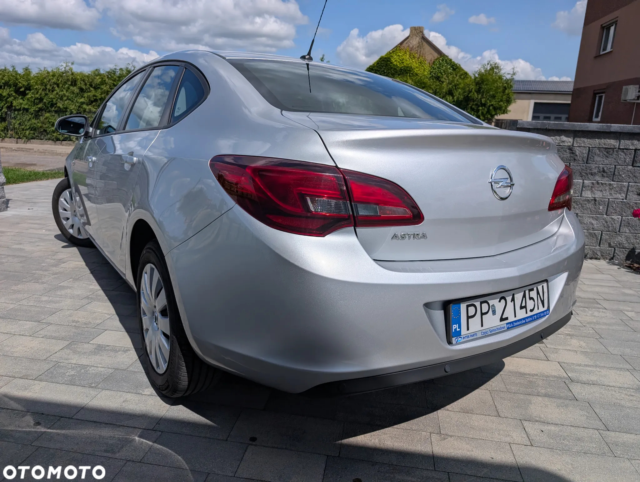 Opel Astra IV 1.6 Active - 10