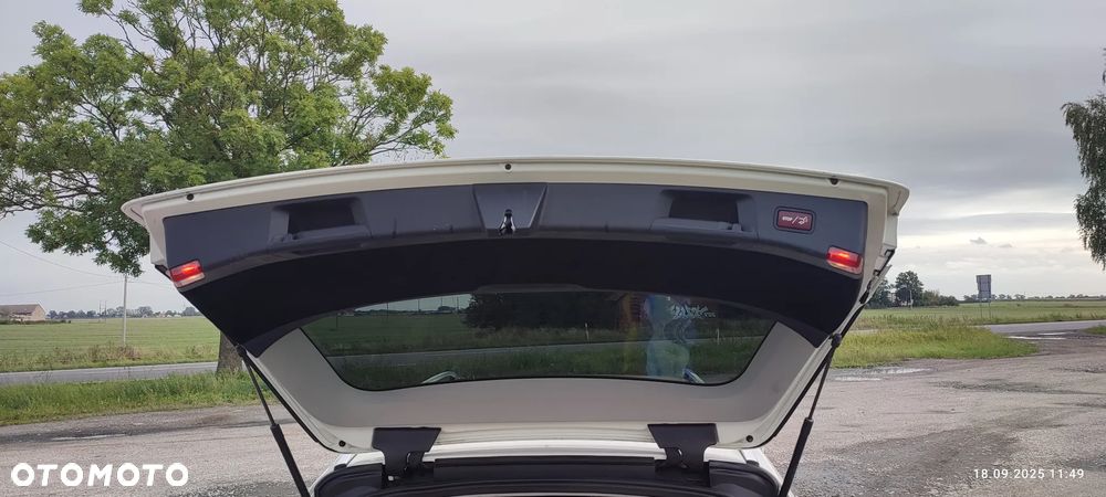 Mercedes-Benz Klasa E 220 CDI DPF BlueEFFICIENCY Automatik Avantgarde - 13