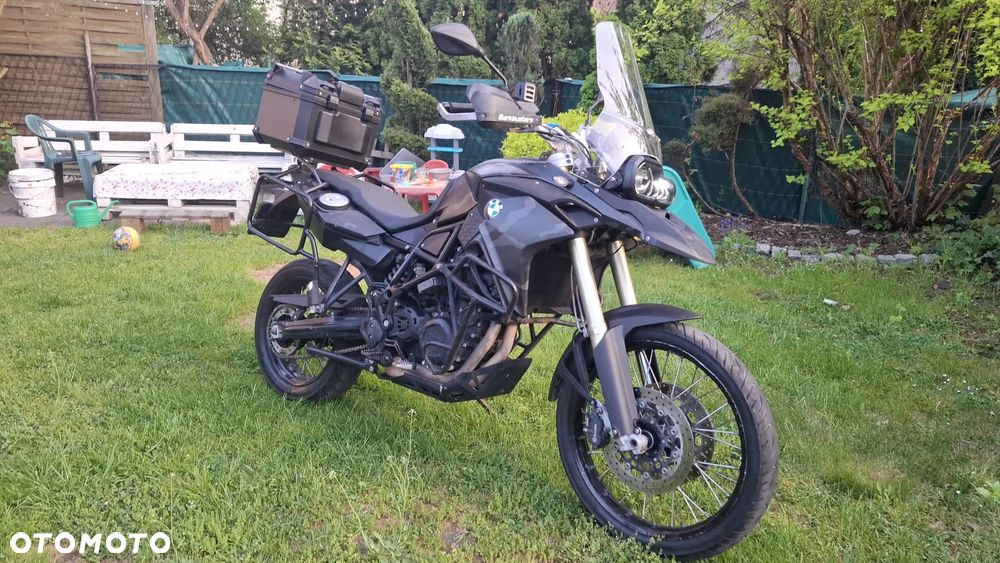 Honda VFR - 4