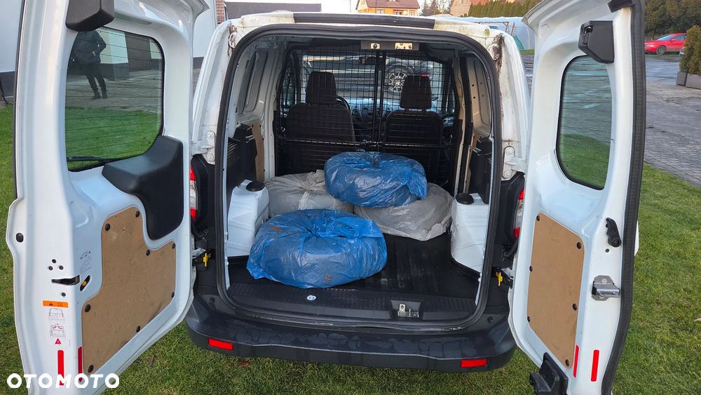 Ford Transit courier - 8